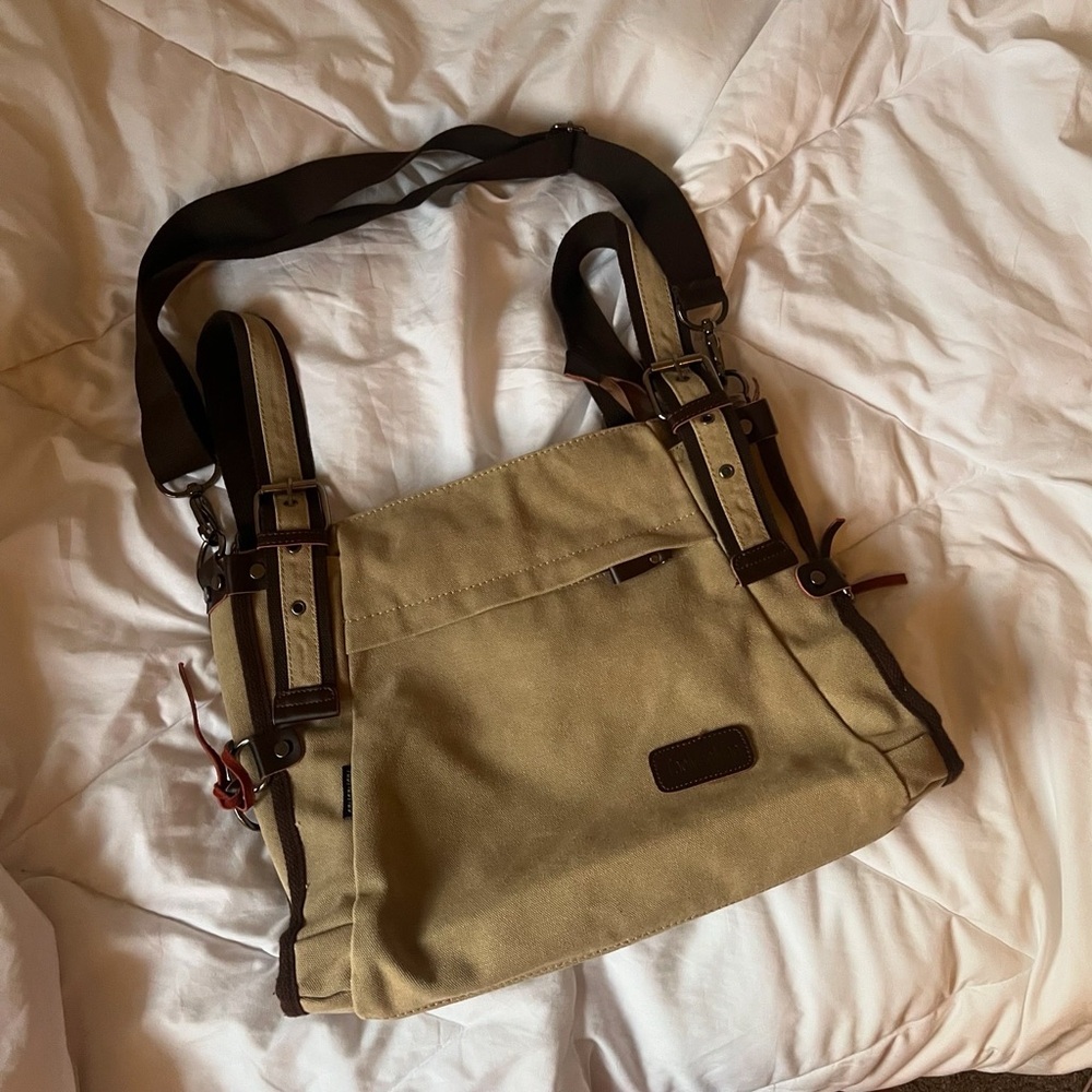 TaoMaoMao Beige Purse Carry On Unisex Shoulder Bag
